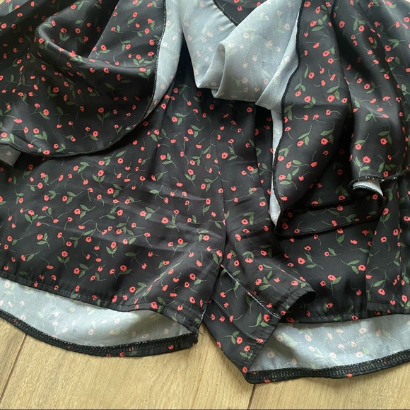 Koco & K London Skort - Picture 2 of 3